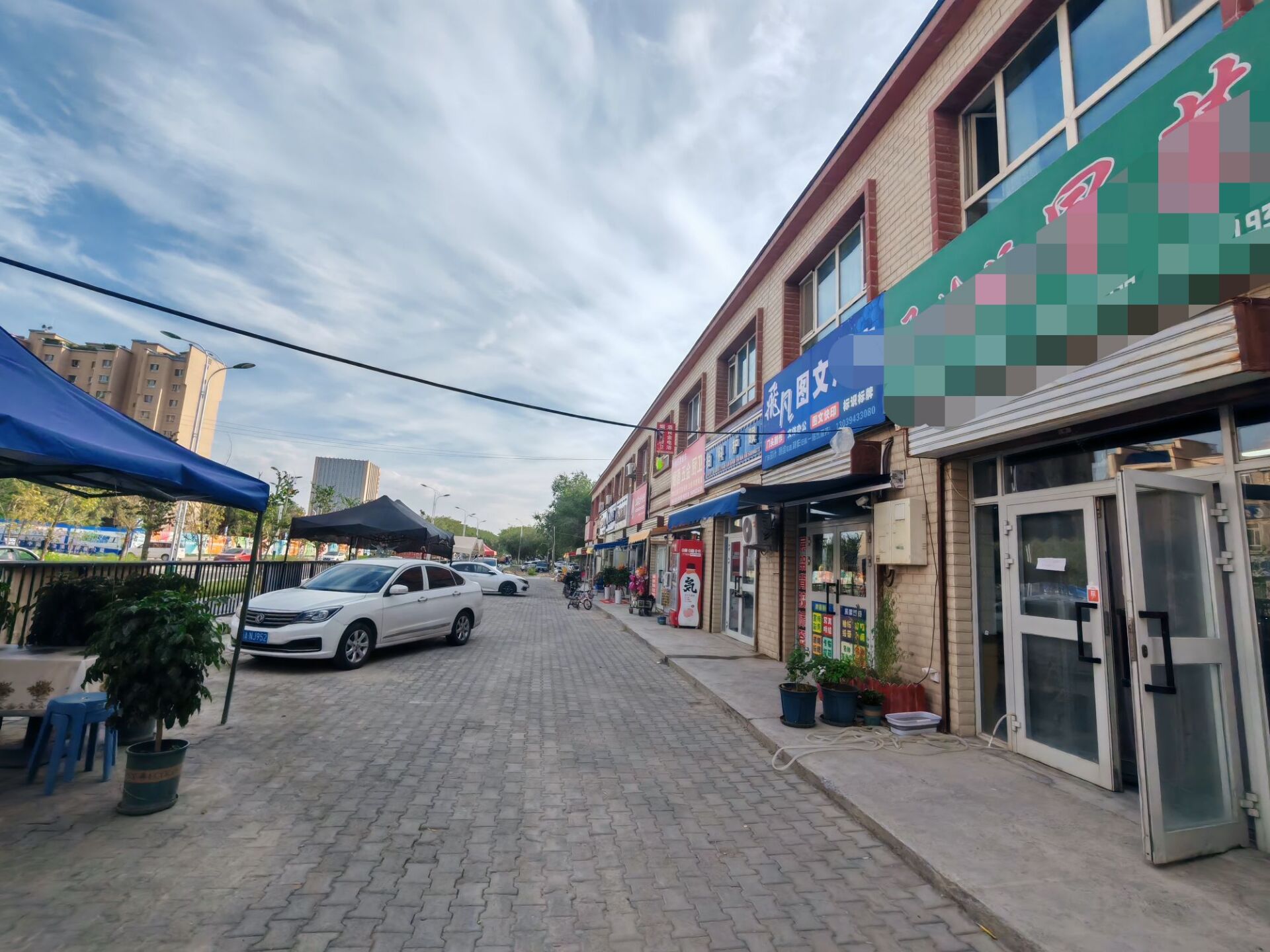 C13703五一农场大型小区外铺餐厅转让 C13703五一农场大型小区外铺餐厅转让