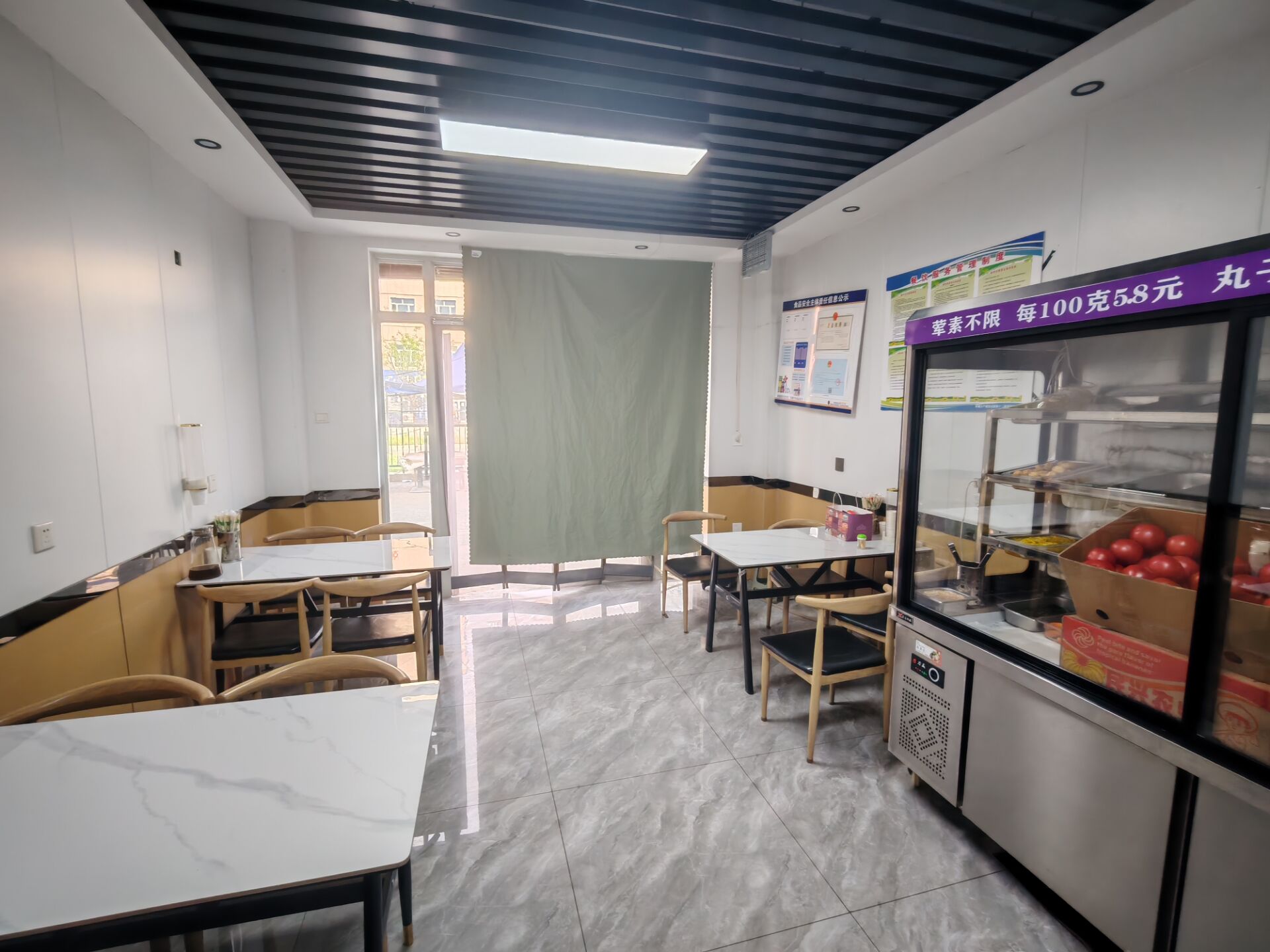 C13703五一农场大型小区外铺餐厅转让 C13703五一农场大型小区外铺餐厅转让
