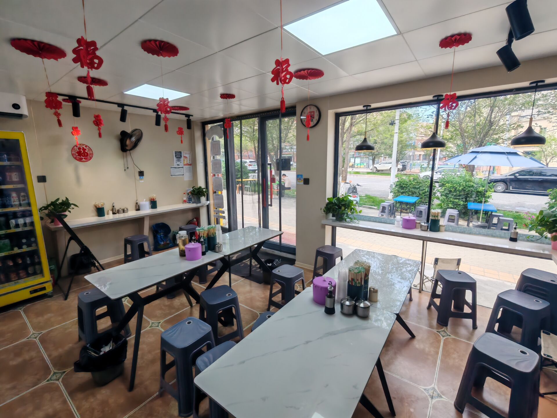 C13710格林威治城1期对面美食街餐厅转让 C13710格林威治城1期对面美食街餐厅转让