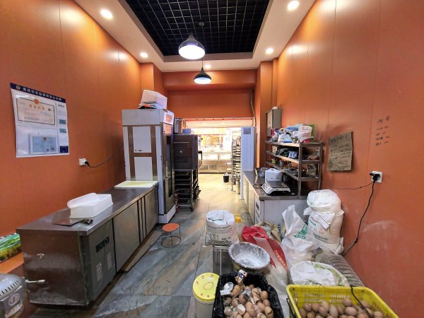 C13711唐山路商圈好位置糕点店转让 C13711唐山路商圈好位置糕点店转让