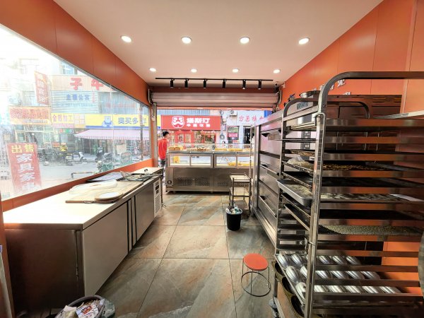 C13711唐山路商圈好位置糕点店转让 C13711唐山路商圈好位置糕点店转让