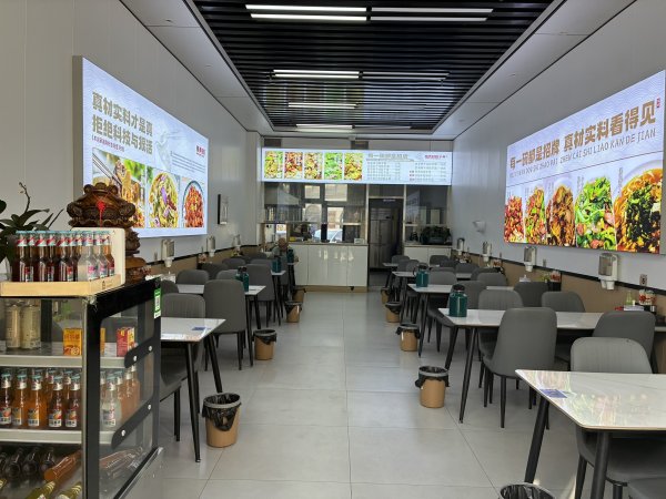 C13720昌吉健康西路峰西园宴会中心楼下优质餐饮旺铺转让 C13720昌吉健康西路峰西园宴会中心楼下优质餐饮旺铺转让