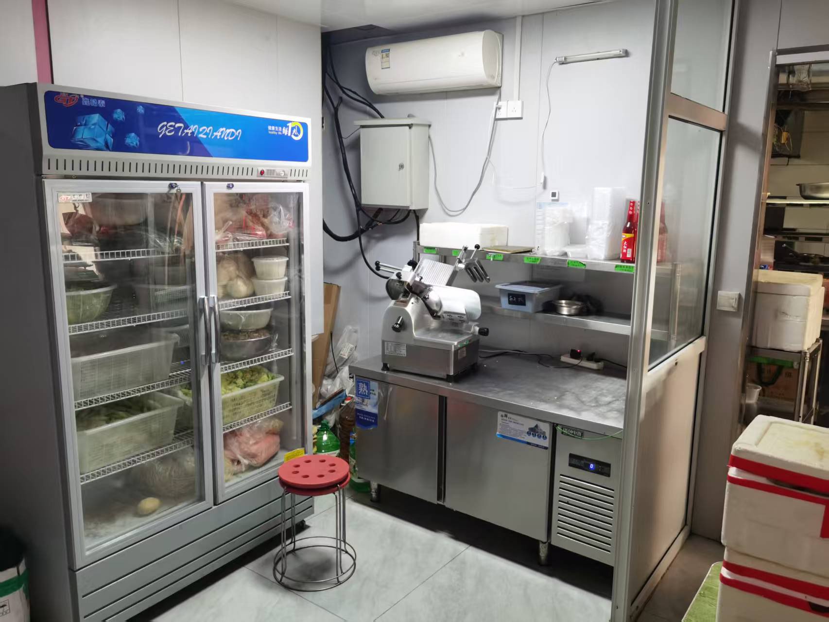 C13729库尔勒市京龙美湖加盟网红外卖店整体转让 C13729库尔勒市京龙美湖加盟网红外卖店整体转让
