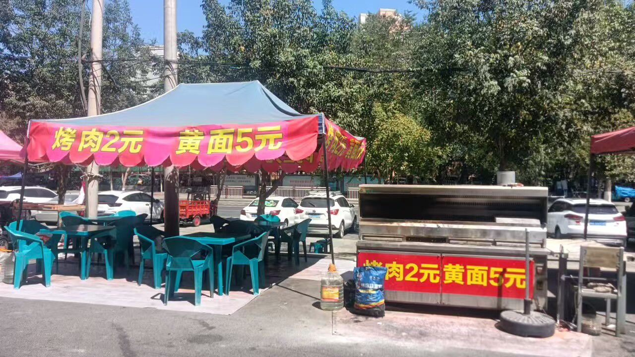 C13738位于五家渠市军垦新都西门附近餐饮店转让 C13738位于五家渠市军垦新都西门附近餐饮店转让