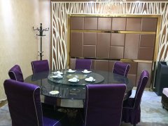 C13652位于五家渠青湖尚城经营中餐饮店转让