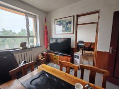C13667阜康准噶尔路500号宾馆租售