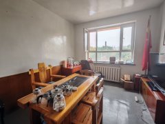 C13667阜康准噶尔路500号宾馆租售