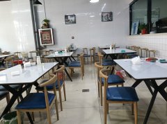 C13723位于昌吉市中山商务广场内经营中餐饮店转让
