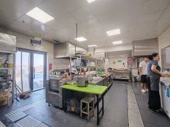 C13725天恒基汽车城二期餐厅转让