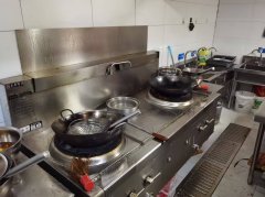 C13729库尔勒市京龙美湖加盟网红外卖店整体转让
