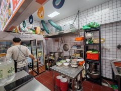 C13731红十月烧烤店转让