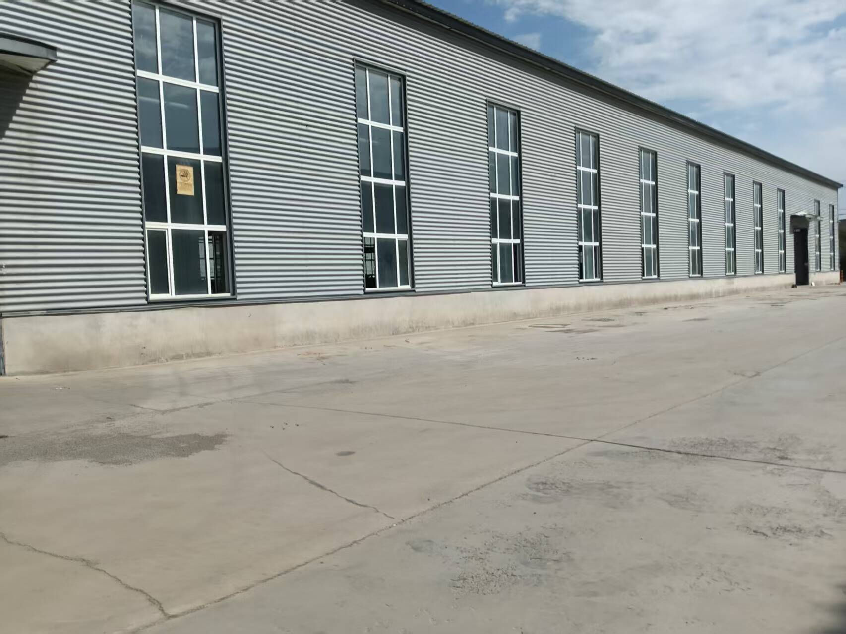 C13849位于昌吉市苏通产业园区新建厂房出租 C13849位于昌吉市苏通产业园区新建厂房出租