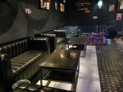 C13932位于阜康市富地康城商业街酒吧转让
